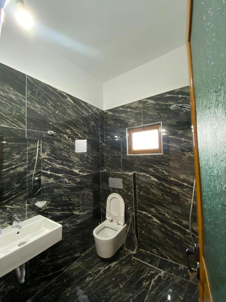 Green Garden Villa Ксамил Екстериор снимка