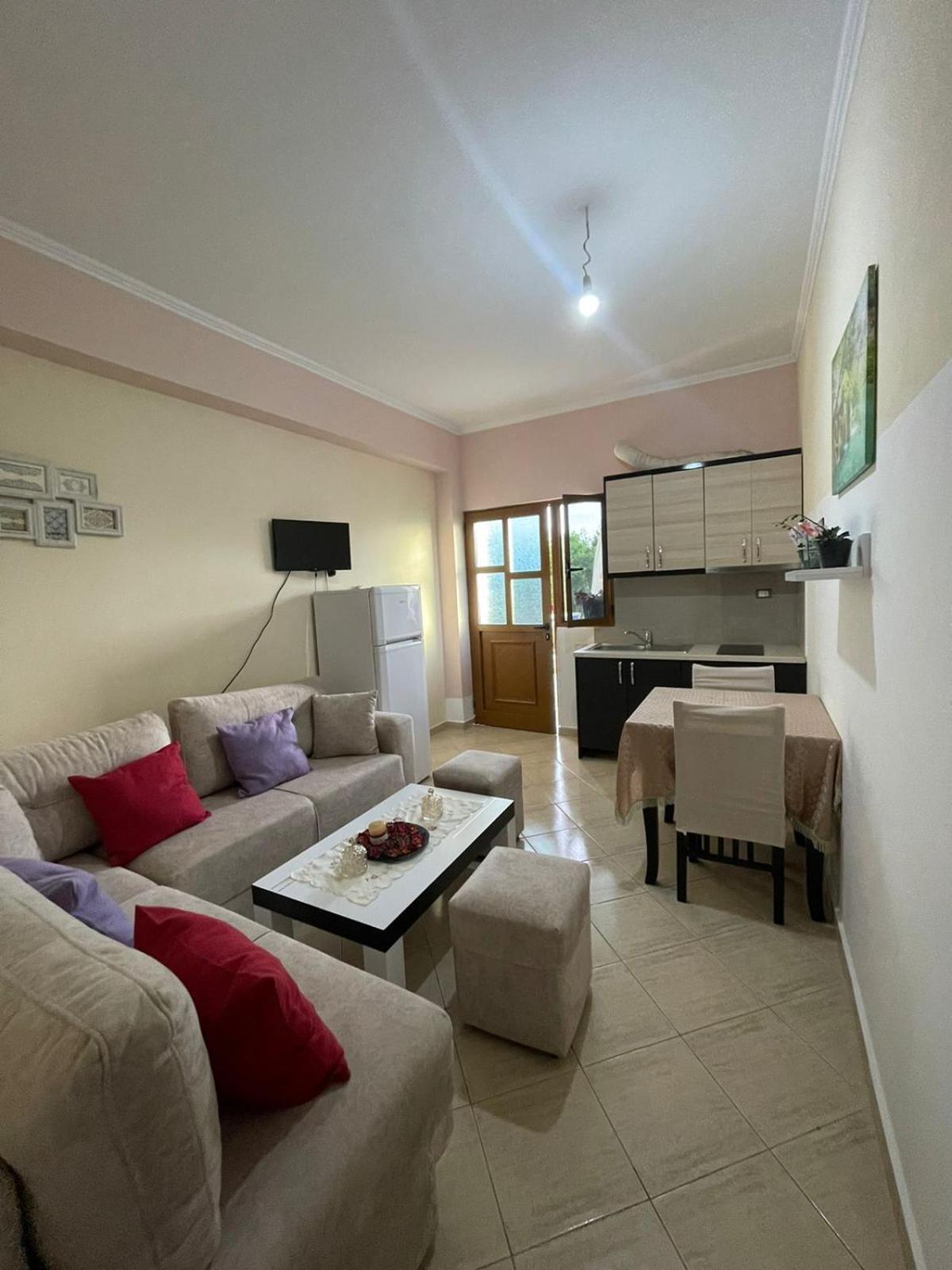 Green Garden Villa Ксамил Екстериор снимка