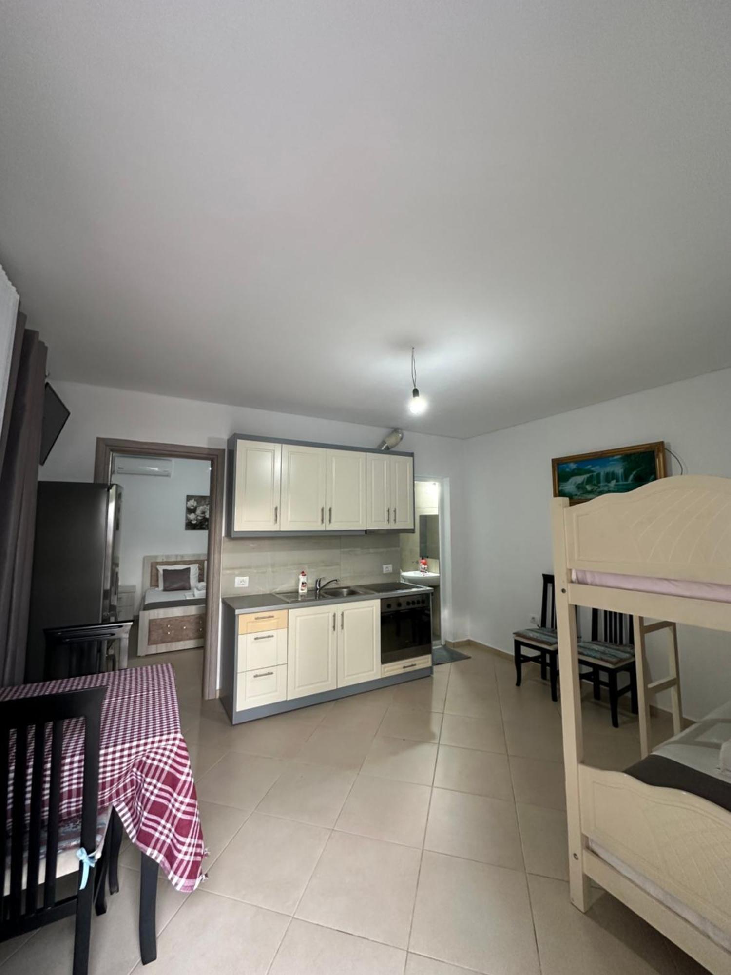 Green Garden Villa Ксамил Екстериор снимка