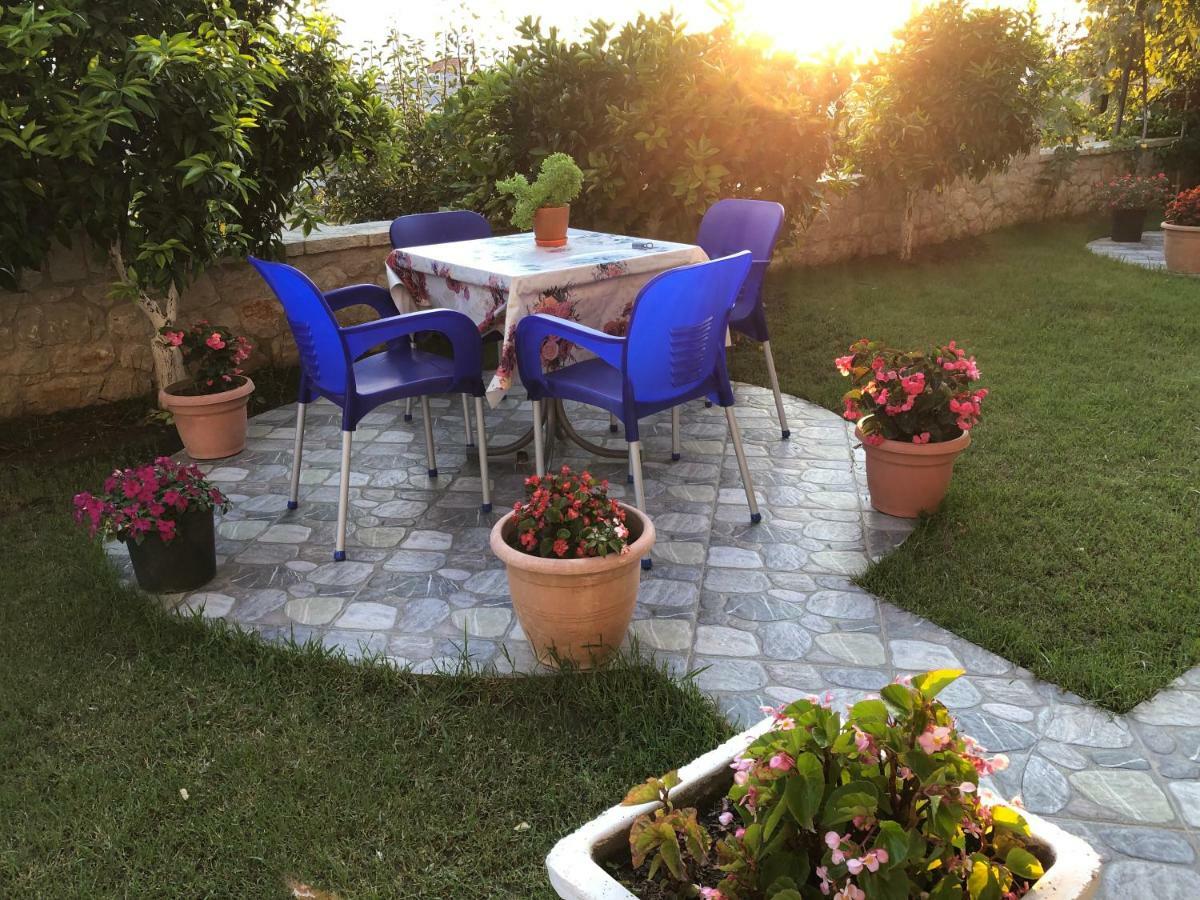 Green Garden Villa Ксамил Екстериор снимка